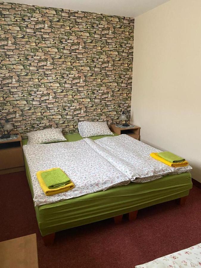 Agroturystyka Kapellanka - Kraina Wygaslych Wulkanow Wojcieszów エクステリア 写真